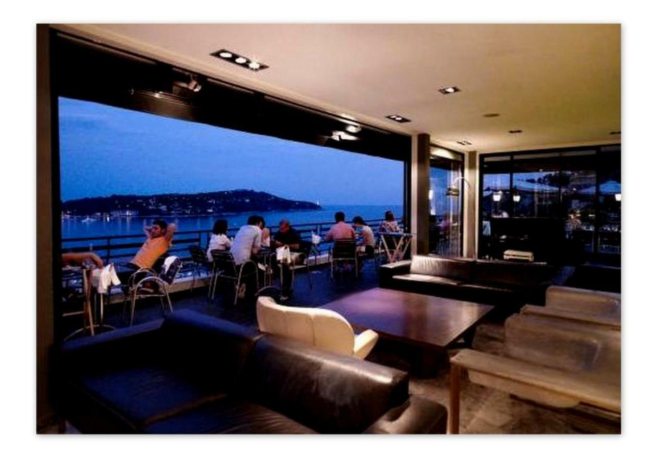 Le Versailles 3*